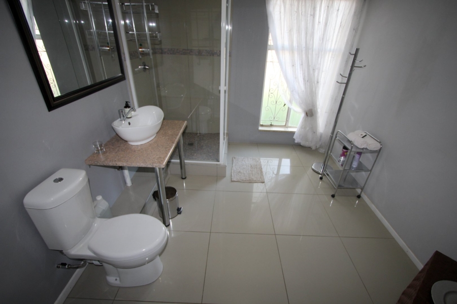 7 Bedroom Property for Sale in Jim Fouchepark Free State